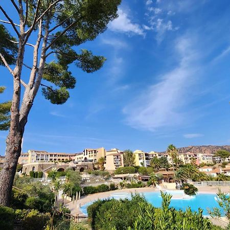 Saint-Raphael- Vue Mer Et Massif De L'Esterel Exteriér fotografie