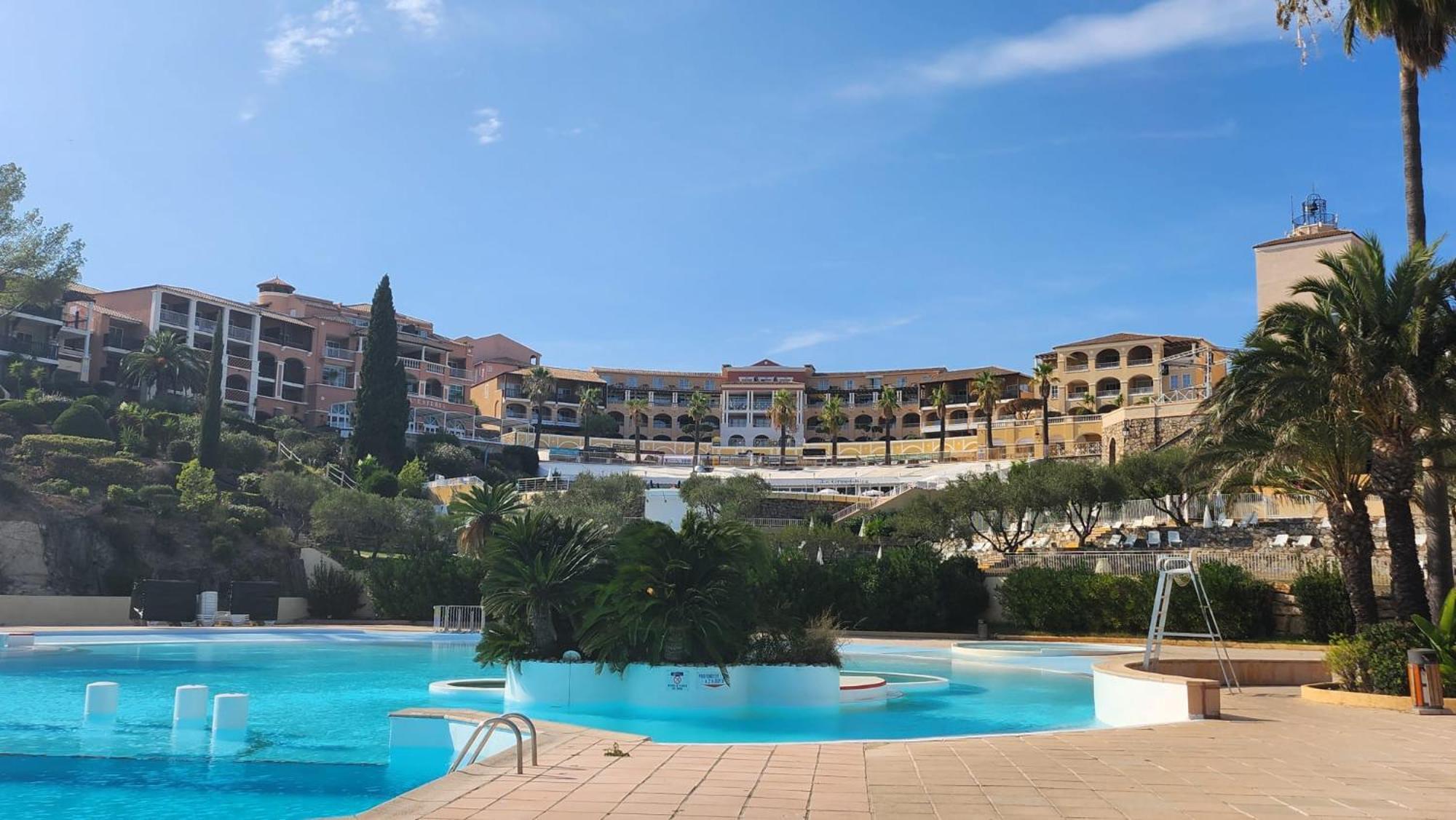 Saint-Raphael- Vue Mer Et Massif De L'Esterel Exteriér fotografie